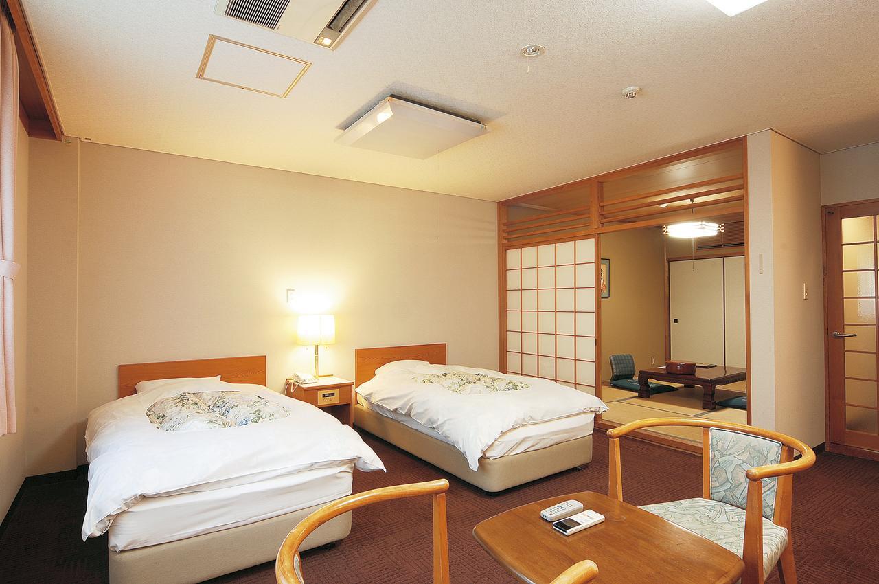 Watarase Onsen Hotel Yamayuri Hongu Ngoại thất bức ảnh